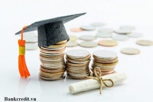 Vay tiền giúp sinh viên trang trải học phí và sinh hoạt