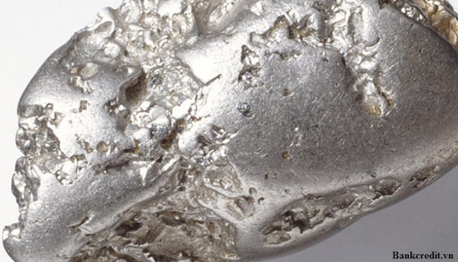 Bạch kim không bị ảnh hưởng như các kim loại thông thường