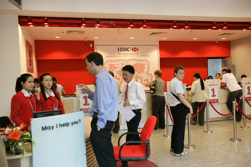 Các hình thức gửi tiền tiết kiệm tại HSBC đa dạng