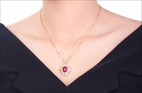 Dây chuyền vàng tây nữ mặt đá