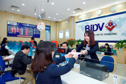 Đổi USD tại ngân hàng BIDV